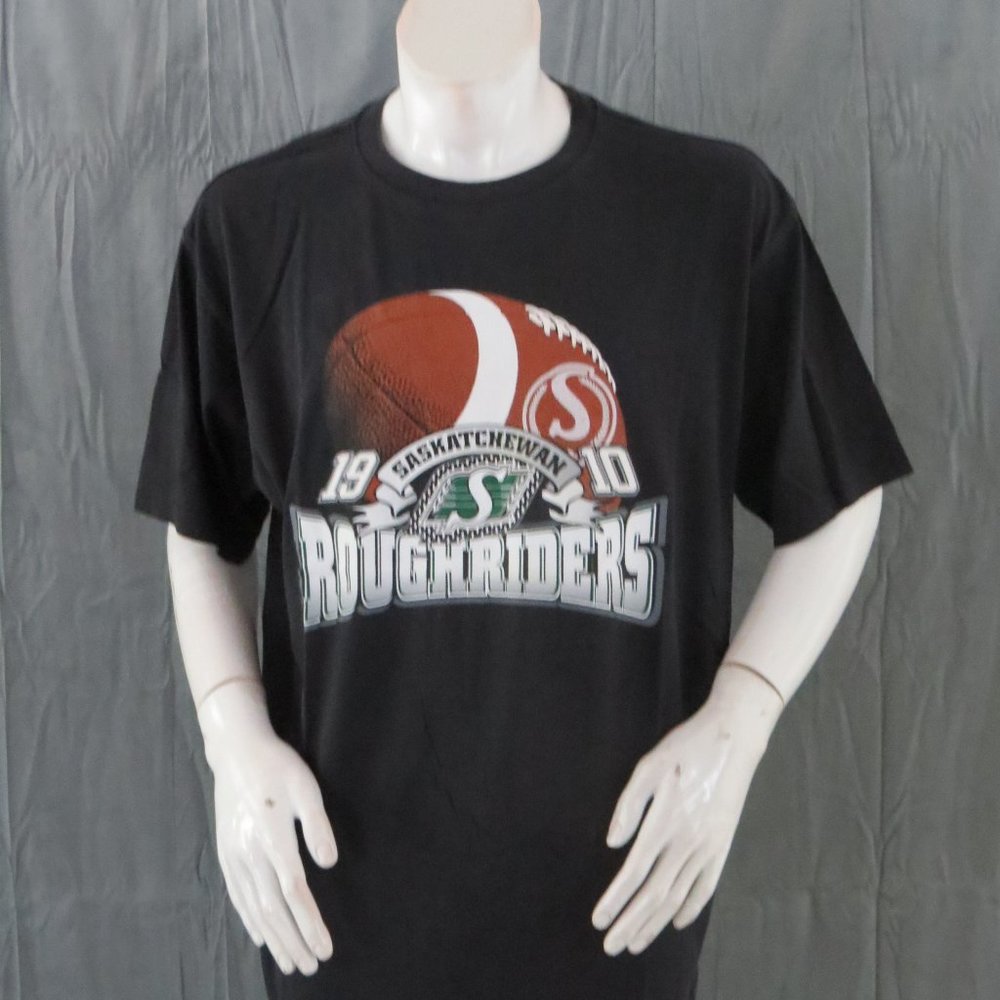 Saskatchewan Roughriders Shirt - Football Graphic by Sogo - Men's Extra Large